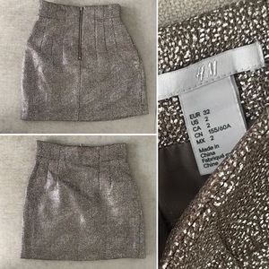 💜H&M high waist metallic mini skirt Sz 2